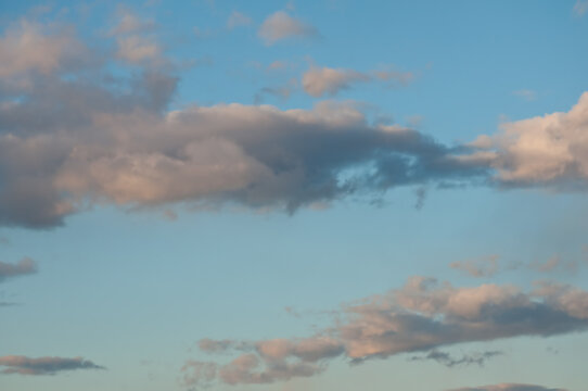 View of the sky with clouds on a late winter afternoon