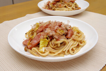 焼きウドン