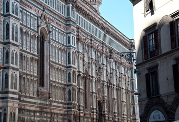 Obraz premium Veduta Laterale del Duomo di Firenze