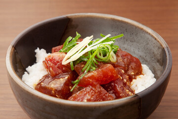ひゅうが丼（マグロの漬け丼）