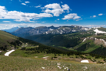 Fototapeta na wymiar Scenic view of the Rocky Mountains from the Trail Ridge Road, in the Rocky Mountains National Park, Colorado, USA