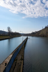 Fototapeta na wymiar imposing dam in the neckar river in germany