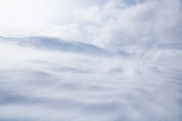 Fototapeta na wymiar snow covered mountains 