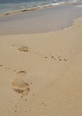 Huellas en una playa de la Graciosa, Canarias