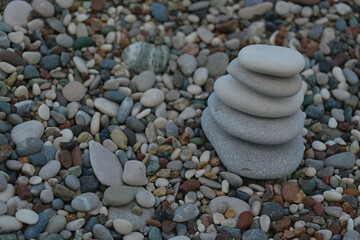 Fototapeta na wymiar pile of pebbles on the beach