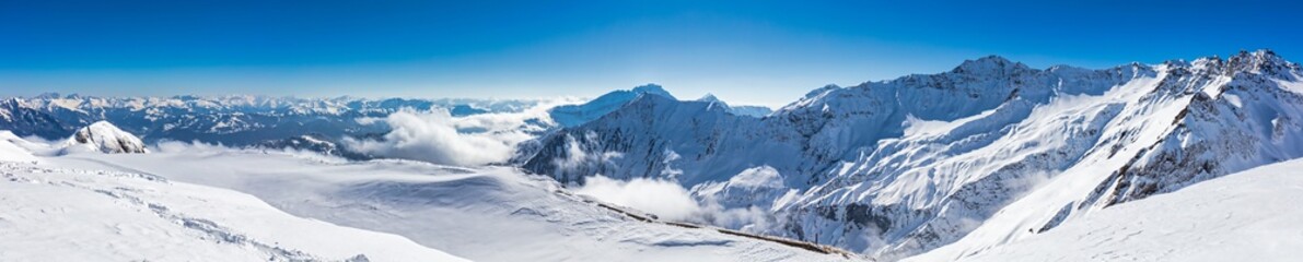 Fototapeta na wymiar Swiss alps mountain panorama on the Pizol