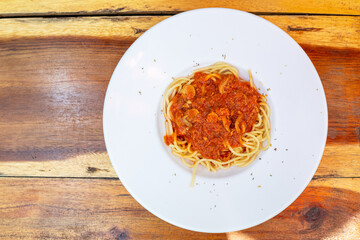 Spaghetti with Chicken Tomato Sauce