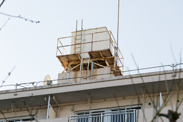 Fototapeta na wymiar 取り壊されるのを待つ都営住宅　東京都江戸川区　日本