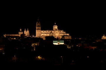 Fototapeta na wymiar Night view of the city of Salamanca (Spain)