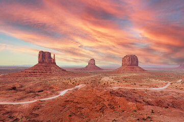 Fototapeta na wymiar Sunset over the monument valley.