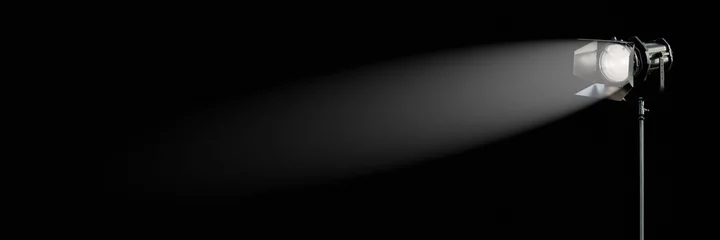 Tafelkleed Filmlicht in het donker, studiospotlight, filmproductie achtergrondbanner met kopieerruimte © OneClic