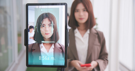 face recognition to clock in
