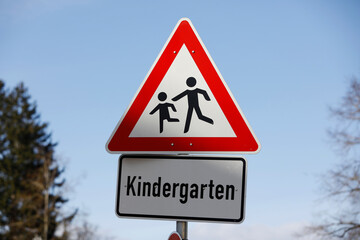 Kindergarten Schild