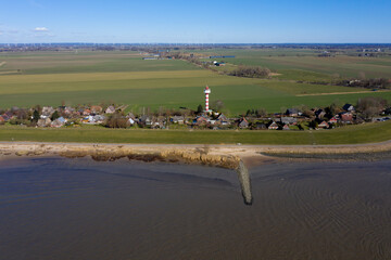 Luftaufnahme vom Elbstrand bei Kollmar mit Leuchtturm Steindeich, Schleswig Holstein, Deutschland