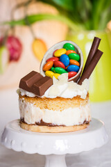 Ostertörtchen mit bunter Schokolade