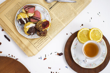 Retro-vintage porcelain tea sets