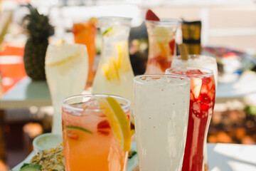 bebidas y alimentos