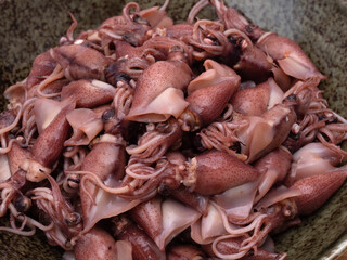 茹でたホタルイカ