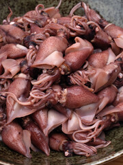 茹でたホタルイカ