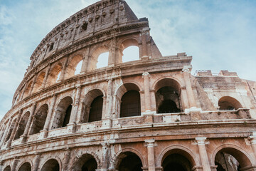 Obraz premium ruins of the Colosseum in Rome Italy