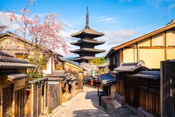 Obraz premium Yasaka noto Pagoda, aka Hokanji temple, in kyoto, kinki, japan