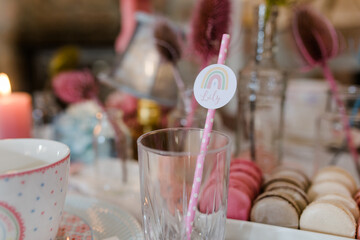 gedeckter Tisch zum Muttertag Boho Vintage Paletten