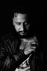 Dark Hair, Portraits Man Black White, Male Portraits, Men'S Fashion Styles, Fashion Photography, Men Fashion Style, Hot Beards Men, Male Models