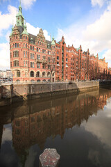 In der Hamburger Speicherstadt; Holländischer Brook am gleichnamigen Fleet