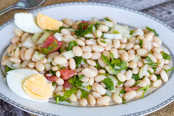 Turkish Piyaz Salad with Beans, Onions, and Olives