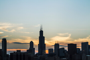 Fototapeta na wymiar Chicago skyline with skyscrapers on the sunset