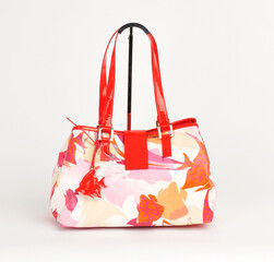 Fashionable and stylish walking handbag for woman.