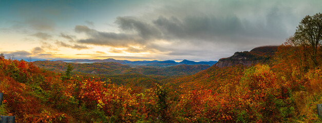 Whiteside Mountain in autumn at dawn in North Carolina, USA