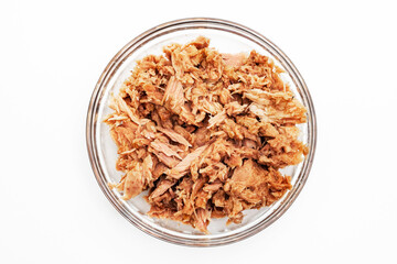 Thunfisch in Glasschale