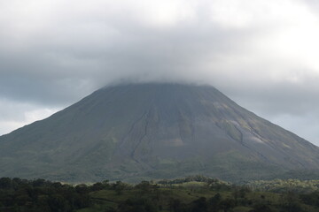 Fototapeta na wymiar volcano arenal Costa Rica 