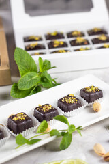 Sweet candy is their pure fruit. Healthy sweets - lollipops, fruit chips. Testi Sweets.