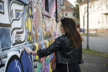 Schönen Frau Graffiti Wand