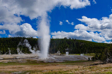 Geyser Old Faithful erupts in Yellowstone National Park in Wyoming, US