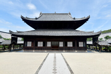 Fototapeta premium 黄檗山萬福寺 大雄宝殿 京都府宇治市