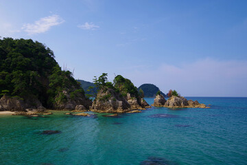 日本　鳥取県浦富海岸　透明度も高く絶景