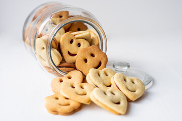 happy smiley faces cookies jar 