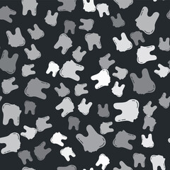 Grey Broken tooth icon isolated seamless pattern on black background. Dental problem icon. Dental care symbol. Vector.