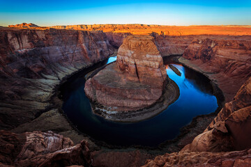 Sunrise at Horseshoe Bend, Page, Arizona