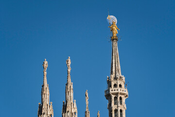 Milano e la Luna