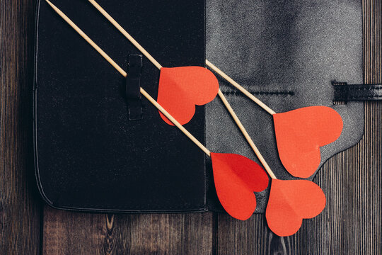 business card holder red heart on sticks ornament decoration desktop