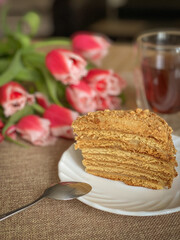 honey cake tea tulips background