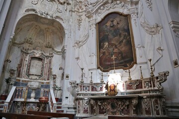 Napoli - Scorcio del transetto destro della Chiesa di Santa Maria di Costantinopoli