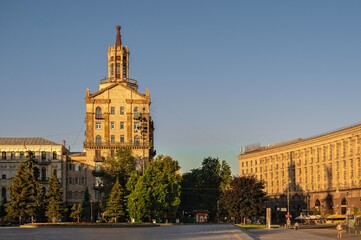 Obraz premium Historical building on Khreshchatyk in Kyiv, Ukraine
