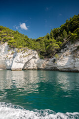 Fototapeta na wymiar rocky Gargano coast in Puglia