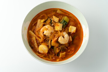 Spicy Korean-style noodle with vegetables and seafood.