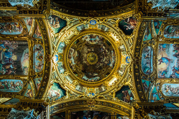 Fototapeta na wymiar Interior of a church in Genoa Italy